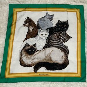 🔥FLASH SALE $1359🔥 RARE Vintage Hermès’ Les Chats scarf